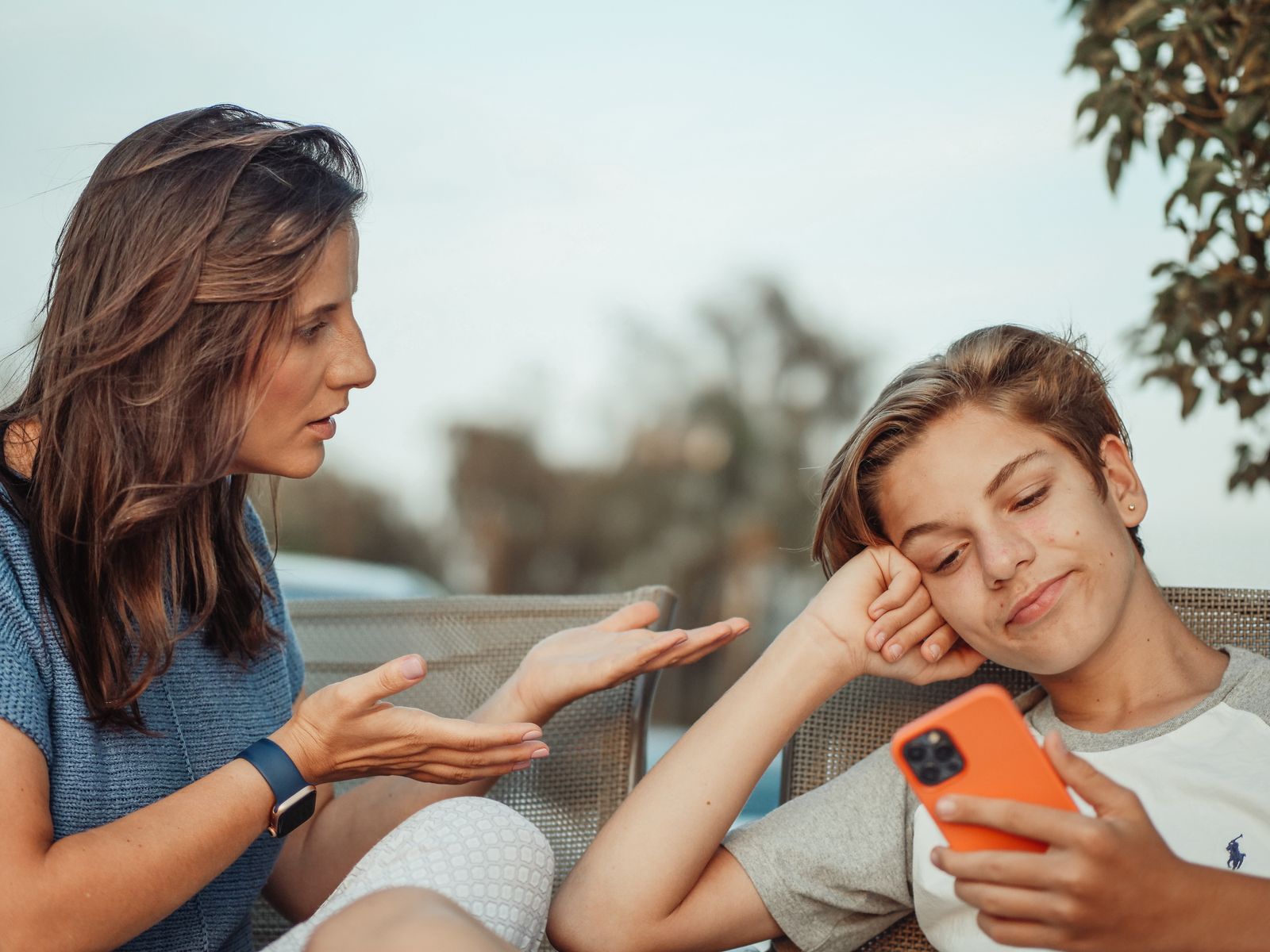 Genitori consapevoli: educazione digitale e prevenzione del cyberbullismo